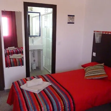 Casa Justa Pensión 2*