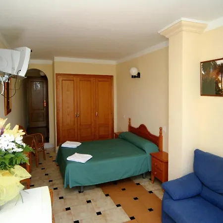 Playa Hotel 2*