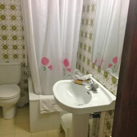 Hostel Pension Provenzal *