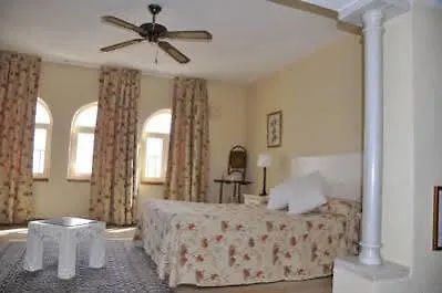 Boutique Mamabels Hotel