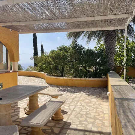 El Oasis Villa