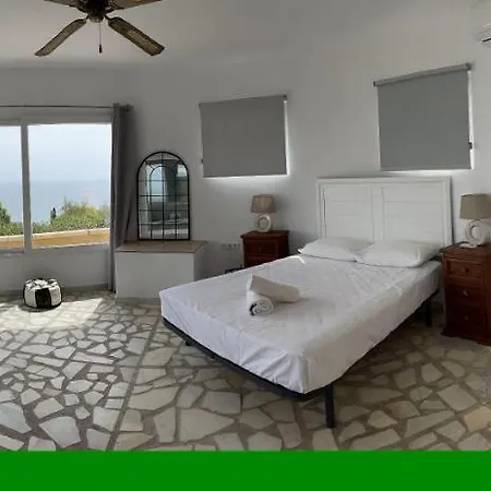 El Oasis Villa *