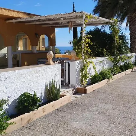 El Oasis Villa