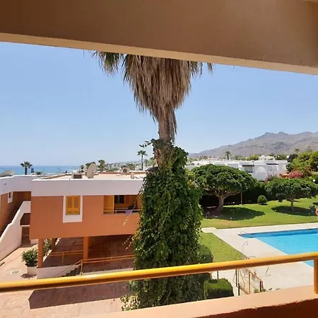 Apartment Con Piscina En Playa *