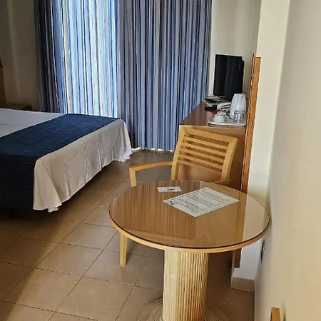 Hotel Punta Del Cantal 4*