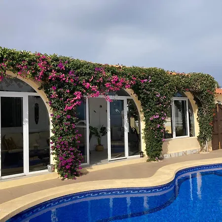 Casa Tia, *