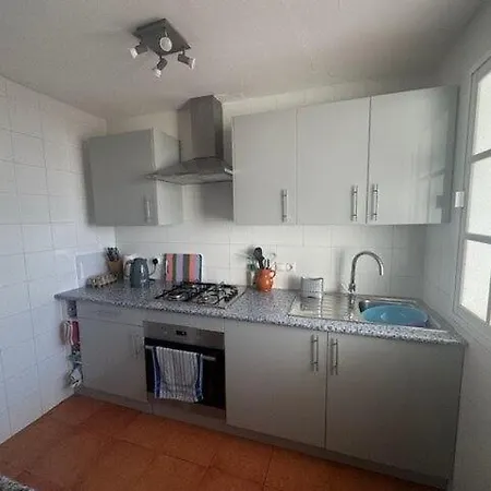 2 Bedroom Townhouse - - Sleeps 4 - R018 * Mojacar