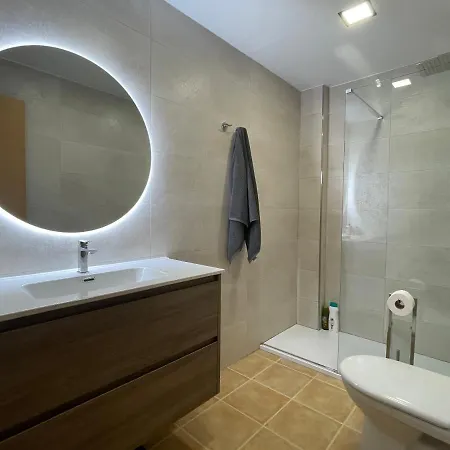 Lyrios Beach-marina De La Torre Apartment *