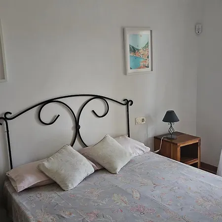 Dona Jimena Apartment *